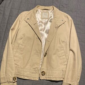 Woman’s Khaki jacket